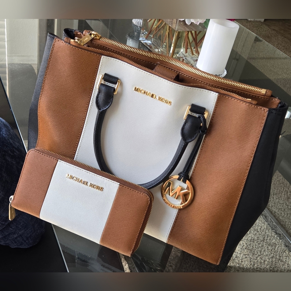 Michael Kors Purse